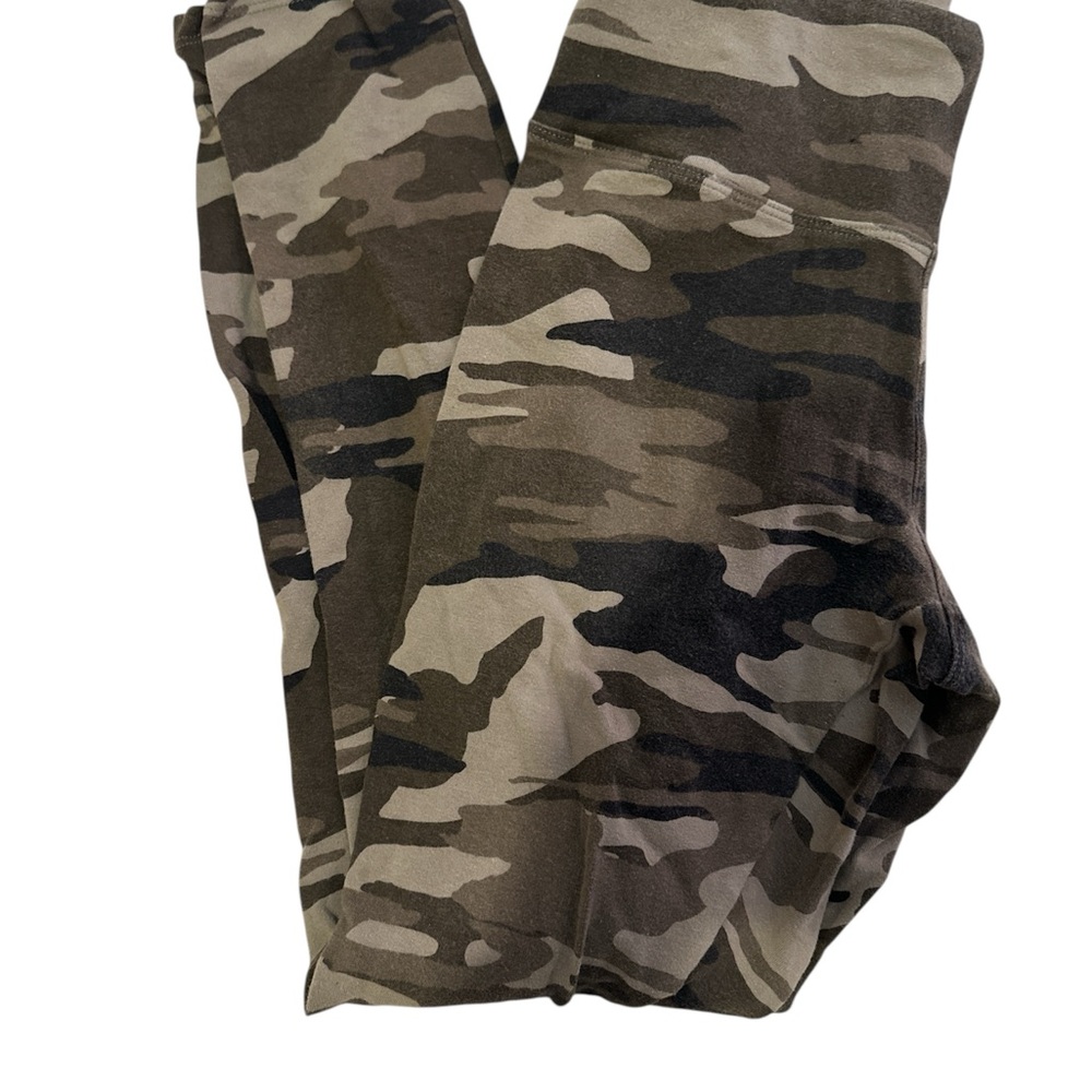 Express Womens Camouflage Leggings